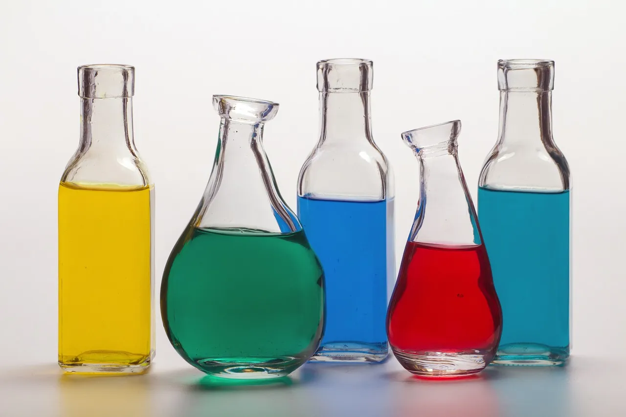 MnO₂ en reacciones de oxidación química